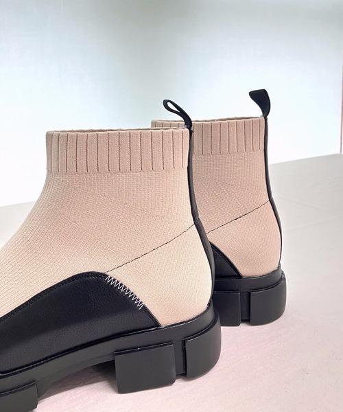 Q（キュー）の「厚底ニットブーツ（ブーツ・レディース・ブラック/アイボリー・23.5/24.5）」の10枚目の写真