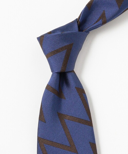 BEAMS F(ビームスエフ)の「Seaward & Stearn / シルク ジグザグ柄 ジャカード ネクタイ(ネクタイ・メンズ・ブルー/ワイン/ネイビー・ONE SIZE)」の9枚目の写真