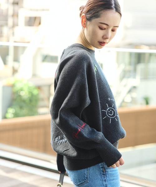 BEAMS HEART（ビームスハート）の「スウェットライク ロゴ刺繍 ニット