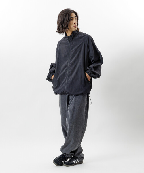 セール】限定展開 リラックスフィット スタンドカラー ナイロン