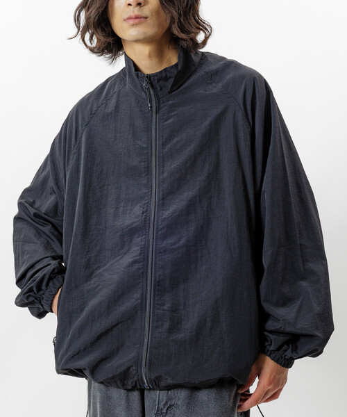 セール】限定展開 リラックスフィット スタンドカラー ナイロン ジップ