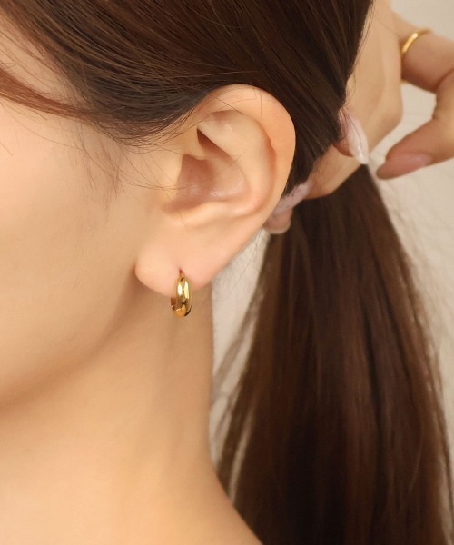 CEMONEMO(セモネモ)の「【金属アレルギー対応】 シンプル フープ ピアス 3セット / サージカルステンレス316L(ピアス(両耳用)・レディース・ゴールド/シルバー・FREE)」の3枚目の写真