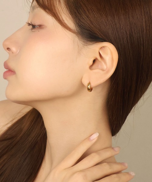CEMONEMO(セモネモ)の「【金属アレルギー対応】 シンプル フープ ピアス 3セット / サージカルステンレス316L(ピアス(両耳用)・レディース・ゴールド/シルバー・FREE)」の6枚目の写真