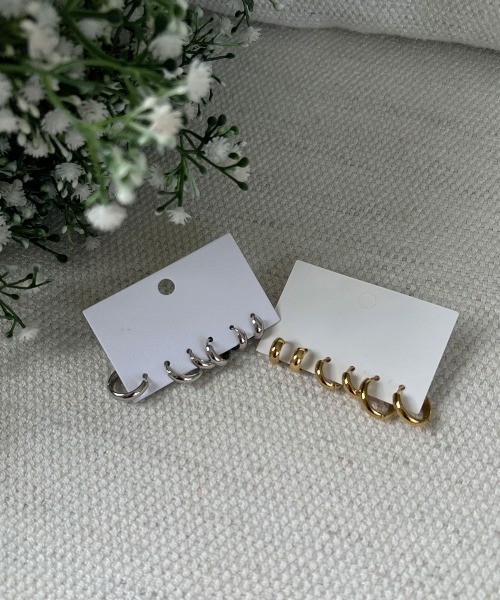 CEMONEMO(セモネモ)の「【金属アレルギー対応】 シンプル フープ ピアス 3セット / サージカルステンレス316L(ピアス(両耳用)・レディース・ゴールド/シルバー・FREE)」の9枚目の写真