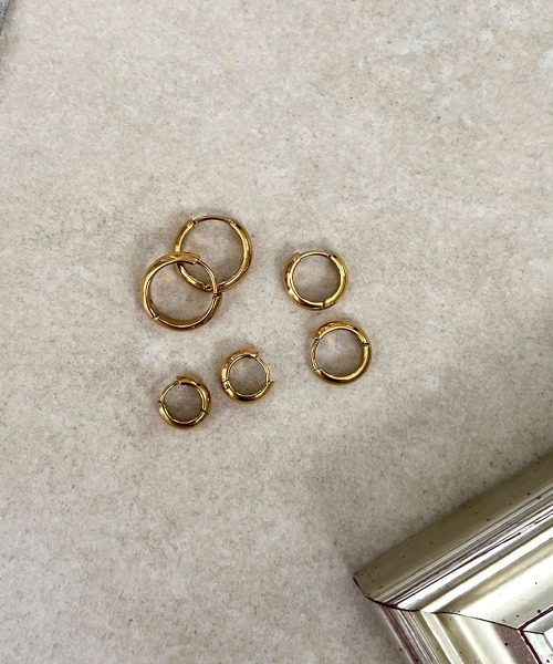 CEMONEMO(セモネモ)の「【金属アレルギー対応】 シンプル フープ ピアス 3セット / サージカルステンレス316L(ピアス(両耳用)・レディース・ゴールド/シルバー・FREE)」の18枚目の写真