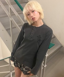 FREE DEE（フリー ディー）の「A'GEM/9 × .kom 『FREE DEE/フリーディー』 ワッフルクロスヘンリーネック長袖Ｔシャツ（Tシャツ/カットソー）」