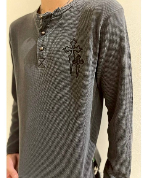 FREE DEE（フリー ディー）の「A'GEM/9 × .kom 『FREE DEE/フリーディー』 ワッフルクロスヘンリーネック長袖Ｔシャツ（Tシャツ/カットソー・メンズ・チャコールグレー/ブラック・M）」の5枚目の写真