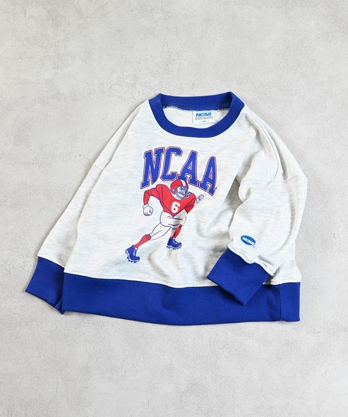 NCAA（エヌシーエーエー）の「【NCAA】カレッジプリントクルーネックスウェット（スウェット・キッズ・ブラック/ブルー/キナリ・100/110/120/130/140）」の2枚目の写真