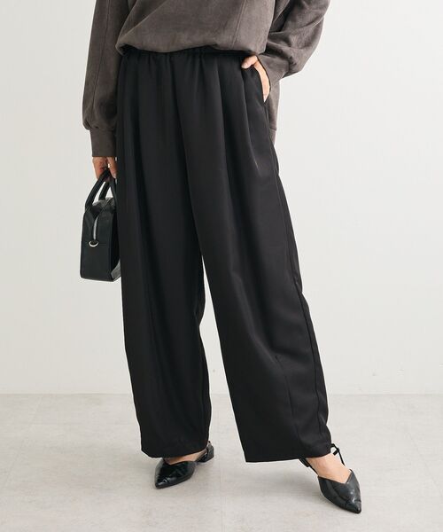 ELENCARE DUE（エレンカーレデュエ）の「・ELENCARE DUE ツイルタックコクーンパンツ（その他パンツ・レディース・ブラック/ブラウン/ベージュ・FREE）」の2枚目の写真