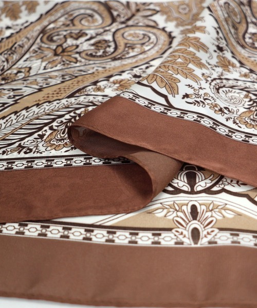 MIAN （ミアン）の「ペーズリー柄マルチスカーフ（バンダナ/スカーフ・レディース・ブラウン・FREE）」の7枚目の写真