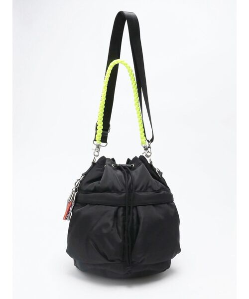 cheek(BAG)(チーク)の「【cheek】kinchaku code 2 way tote(トートバッグ・レディース・ブラック/ホワイト/パープル/ベージュ・FREE)」の12枚目の写真