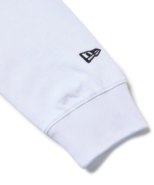 NEW ERA(ニューエラ)の「NEW ERA/ニューエラ 長袖Tシャツ レギュラーフィット ロンT 14682713/14682715(Tシャツ/カットソー・メンズ・ホワイト/ブラック・M/L/XL/2XL)」の6枚目の写真