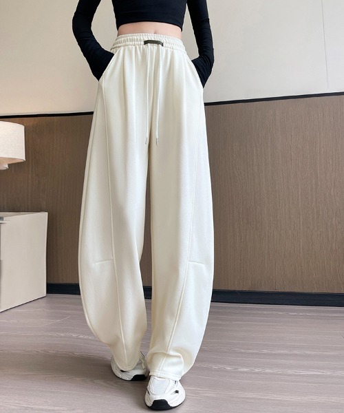 ReRe(リリ)の「ワイドシルエットスウェットパンツ(スウェットパンツ・レディース・ブラック/ネイビー/ダークグレー/ライトグレー/アッシュグレー/ホワイト・MEDIUM)」の2枚目の写真