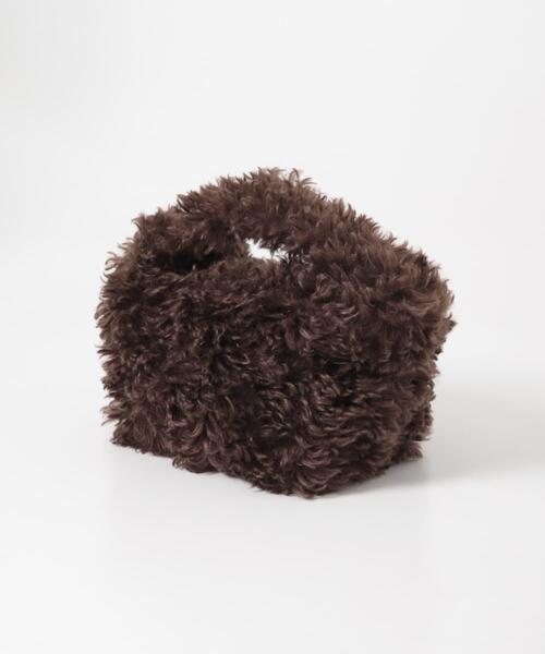 LE VERNIS（ル・ベルニ）の「LE VERNIS　Fake fur micro bag（ハンドバッグ・レディース・アニマル/ブラウン・ONE）」の4枚目の写真