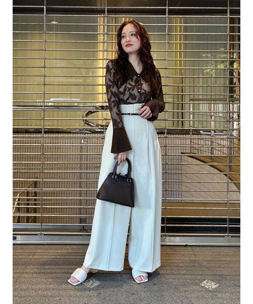 LAGUNAMOON（ラグナムーン）の「バイカラーベルトパンツ（その他パンツ・レディース・アイボリー/ダークブラウン/チャコールグレー/モカ・SMALL/MEDIUM）」の7枚目の写真