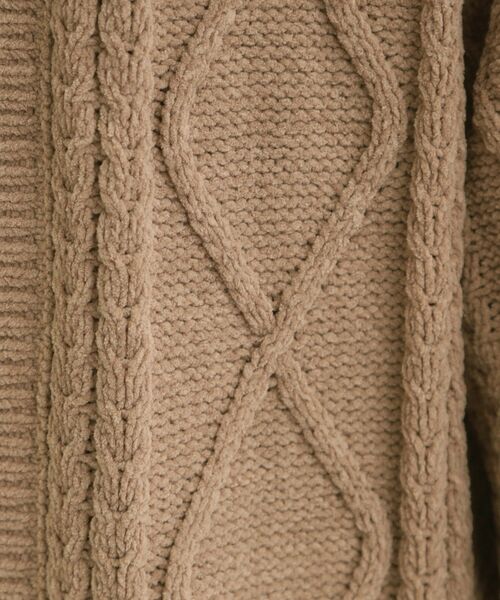 SHOO・LA・RUE(シューラルー)の「【洗濯機可/S-LL】大人の抜け感 ざっくり編み モールケーブルカーディガン【CIRCRIC】(カーディガン/ボレロ・レディース・ブラウン系/イエロー系その他/アイボリー・04/03/02/01)」の7枚目の写真