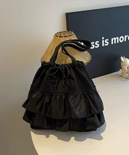 NuNuNa（ヌヌナ）の「【NuNuNa】２WAYフリルデザイン ビックサイズ トートバッグ（トートバッグ・レディース・グリーン/ピンク/アイボリー/ブラック・FREE）」の6枚目の写真