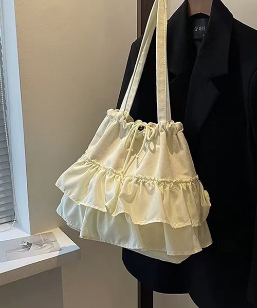 NuNuNa（ヌヌナ）の「【NuNuNa】２WAYフリルデザイン ビックサイズ トートバッグ（トートバッグ・レディース・グリーン/ピンク/アイボリー/ブラック・FREE）」の12枚目の写真