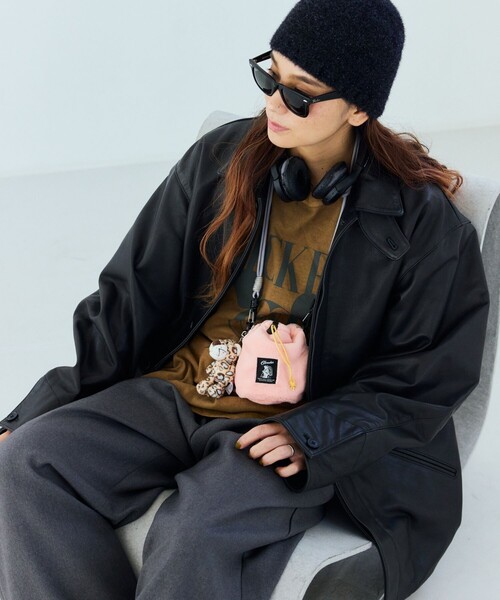 COBMASTER(コブマスター)の「Cobmaster/コブマスター 別注Fluffy Drawstring bag mini ドローストリング ミニバッグ(ショルダーバッグ・レディース・ブラック/グレー/グリーン/ピンク/ベージュ・ONE SIZE)」の5枚目の写真