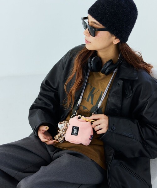 COBMASTER(コブマスター)の「Cobmaster/コブマスター 別注Fluffy Drawstring bag mini ドローストリング ミニバッグ(ショルダーバッグ・メンズ・ブラック/グレー/グリーン/ピンク/ベージュ・ONE SIZE)」の21枚目の写真