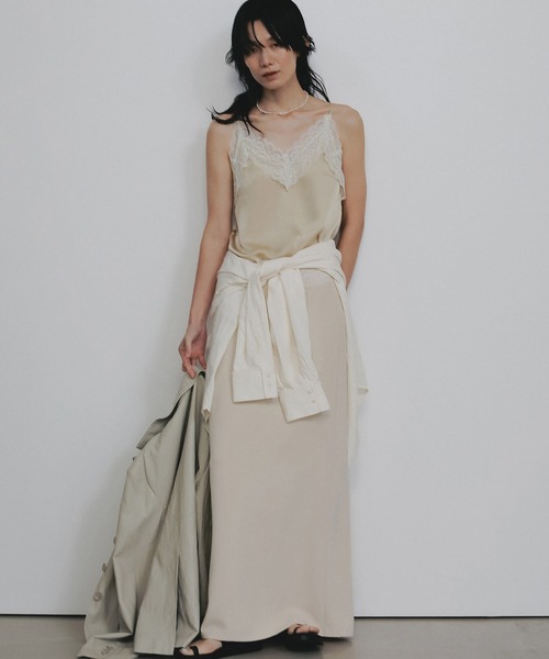 anuke（アンヌーク）の「Ecoleather Tailored Jacket（テーラードジャケット・レディース・ネイビー/アイボリー・36inch/38inch）」の4枚目の写真