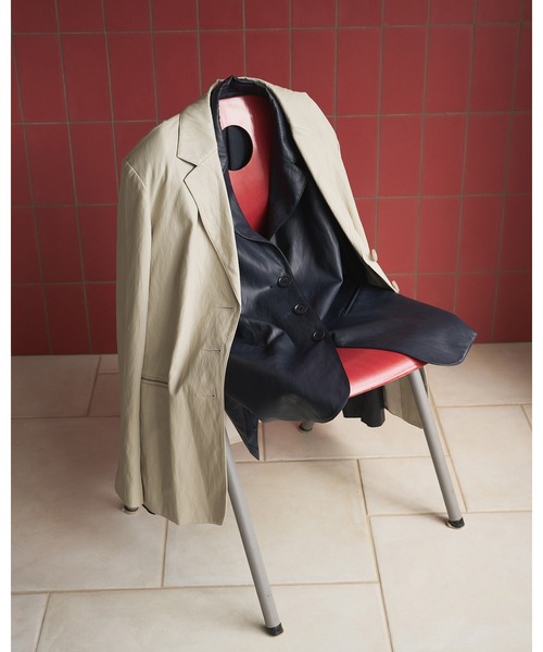 anuke（アンヌーク）の「Ecoleather Tailored Jacket（テーラードジャケット・レディース・ネイビー/アイボリー・36inch/38inch）」の11枚目の写真