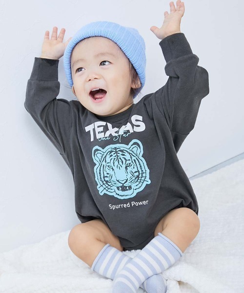 devirock（デビロック）の「綿100％ デビラボ プリント ゆったり 長袖 ロンパース（ロンパース・キッズ・ピンク系その他/イエロー系その他/グレー系その他/ホワイト系その他2/ブラック系その他/パープル系その他/ホワイト系その他/グリーン系その他2/グリーン系その他・80ｃｍ/70cm）」の4枚目の写真