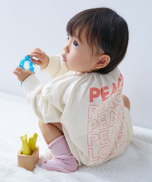 devirock（デビロック）の「綿100％ デビラボ プリント ゆったり 長袖 ロンパース（ロンパース・キッズ・ピンク系その他/イエロー系その他/グレー系その他/ホワイト系その他2/ブラック系その他/パープル系その他/ホワイト系その他/グリーン系その他2/グリーン系その他・80ｃｍ/70cm）」の3枚目の写真