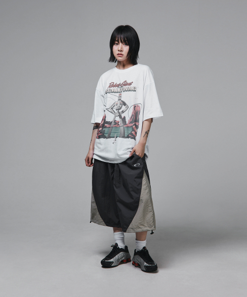 SCALLYWAG（スカリーワグ）の「カラー ブロック バミューダ ナイロン パンツ[チャコール]（その他パンツ・レディース・その他・MEDIUM）」の2枚目の写真