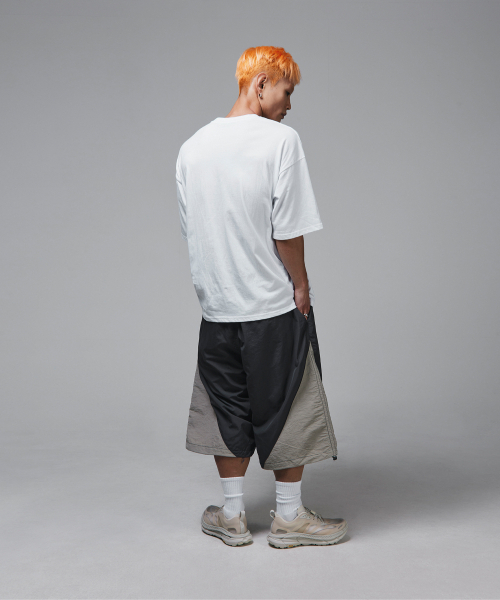 SCALLYWAG（スカリーワグ）の「カラー ブロック バミューダ ナイロン パンツ[チャコール]（その他パンツ・レディース・その他・MEDIUM）」の8枚目の写真