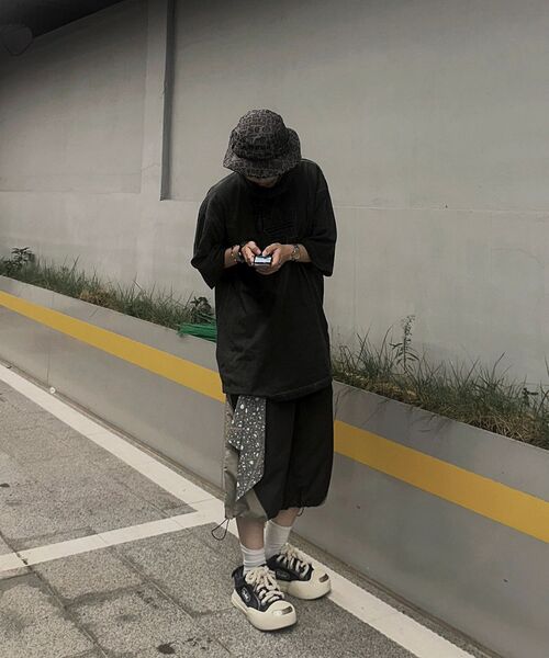 SCALLYWAG（スカリーワグ）の「カラー ブロック バミューダ ナイロン パンツ[チャコール]（その他パンツ・レディース・その他・MEDIUM）」の15枚目の写真
