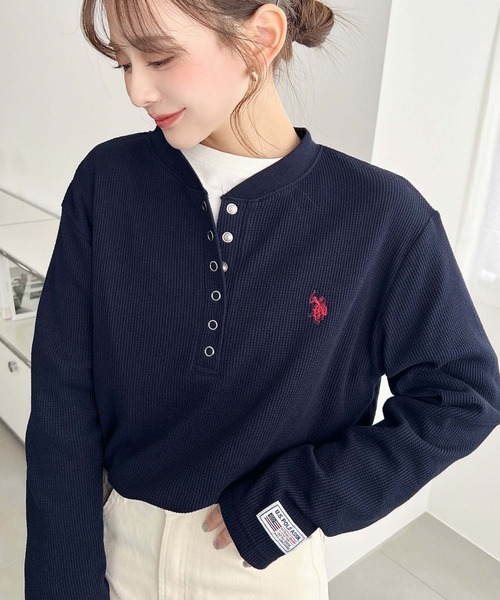U.S. POLO ASSN.(ユーエスポロアッスン)の「moment+別注【U.S.POLO ASSN.】ワンポイント刺繍長袖ワッフルヘンリーネックプルオーバー(Tシャツ/カットソー・レディース・ブラック/ネイビー/杢グレー/アイボリー・L/M)」の6枚目の写真