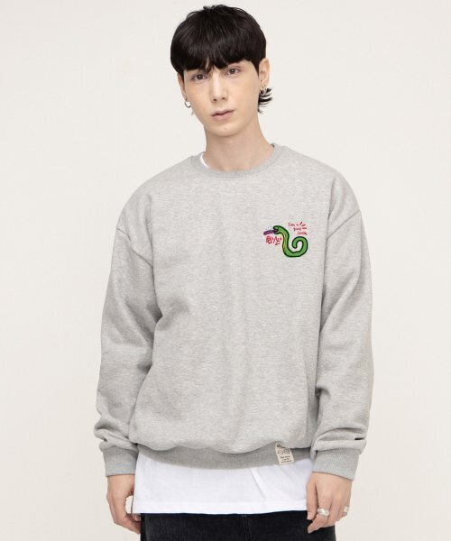 GRAVER（グレーバー）の「[ユニセックス]GOOD SNAKE スウェット_グレー（スウェット・レディース・グレー・X-LARGE/MEDIUM/LARGE）」の2枚目の写真