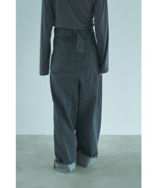 marjour(マージュール)の「DENIM SALOPETTE PANTS(サロペット/オーバーオール・レディース・ブラック・M)」の17枚目の写真