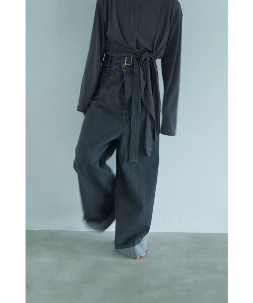marjour(マージュール)の「DENIM SALOPETTE PANTS(サロペット/オーバーオール・レディース・ブラック・M)」の19枚目の写真