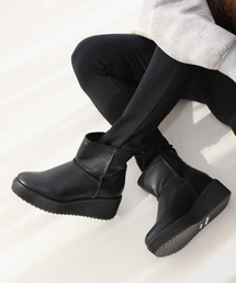 Fin（フィン）の「フェイクファー厚底ブーツ【低反発スポンジ入り】（ブーツ）」