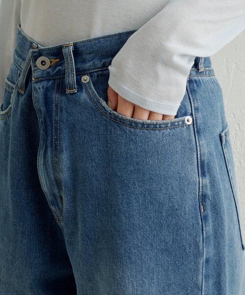 Omekashi（オメカシ）の「ダメージデニムパンツ（デニムパンツ・レディース・オフホワイト/ブルー・36/38）」の5枚目の写真