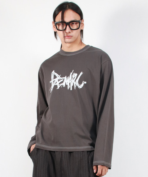 DEMARC(ドゥマーク)の「M GRAFFITI LOGO TEXT BOXY LONG SLEEVE - Charcoal(Tシャツ/カットソー・メンズ・その他・MEDIUM/LARGE)」の10枚目の写真