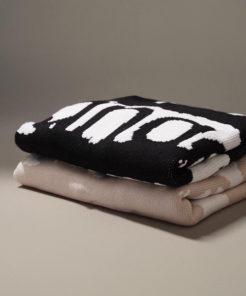1111clothing(ワンフォークロージング)の「ロゴ ジャガード クルーニット / Logo Jacquard Crew Neck Knit(ニット/セーター・メンズ・ベージュ/ブラック・M/L)」の8枚目の写真