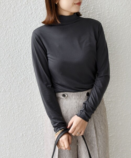 SHIPS Colors(シップス カラーズ)の「SHIPS Colors:〈手洗い可能〉セルロース ウール タートルネック インナー(Tシャツ/カットソー・レディース・ブラック/ナチュラル/ダークグレー・ONE SIZE)」の19枚目の写真