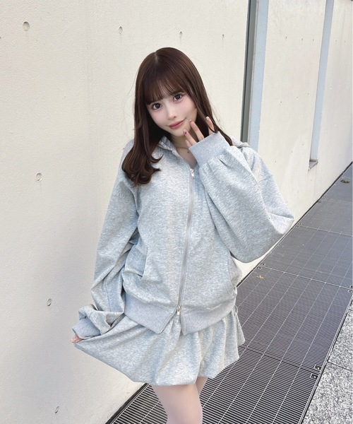 one way（ワンウェイ）の「ビジューまみれパーカー（パーカー・レディース・グレー/チャコールグレー/ブルー/ホワイト・FREE）」の22枚目の写真