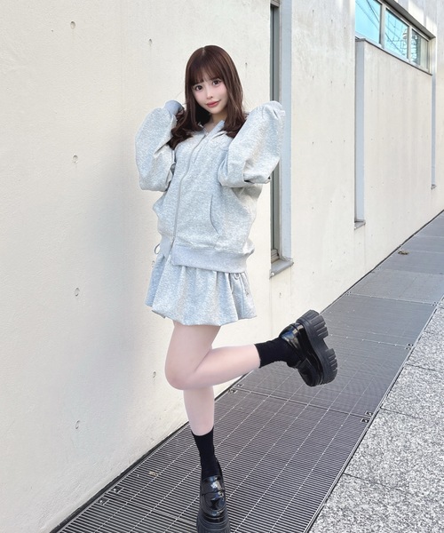 one way（ワンウェイ）の「ビジューまみれパーカー（パーカー・レディース・グレー/チャコールグレー/ブルー/ホワイト・FREE）」の18枚目の写真