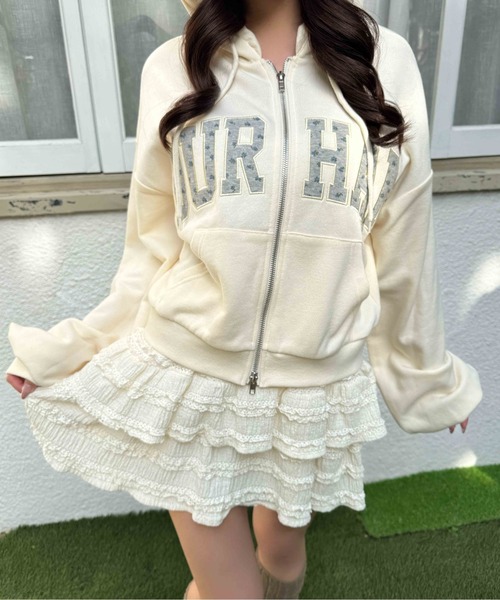 PHILLY(フィリー)の「《セットアップ可能★》フラワーパッチロゴジップパーカー(パーカー・レディース・アイボリー/グレー・FREE)」の2枚目の写真