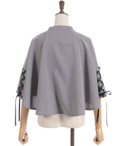axes femme（アクシーズファム）の「Ｗ釦レースアップケープ（ベスト・レディース・グレー/ブラック/ブルーグリーン・FREE）」の22枚目の写真