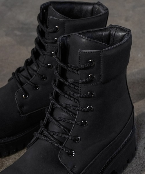 LANDNESS(ランドネス)の「【LANDNESS/ランドネス】VOLUME TANK SOLE BOOTS/ボリュームタンクソールブーツ(ブーツ・メンズ・ブラック/イエロー・23.5/27.5/26.5/25.5/24.5)」の14枚目の写真