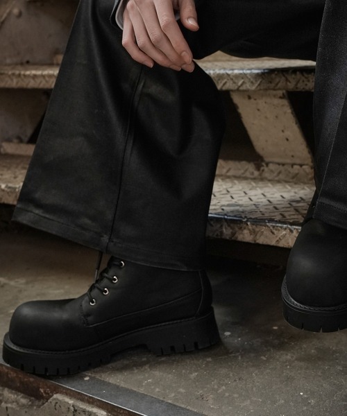 LANDNESS（ランドネス）の「【LANDNESS/ランドネス】VOLUME TANK SOLE BOOTS/ボリュームタンクソールブーツ（ブーツ・メンズ・ブラック/イエロー・23.5/27.5/26.5/25.5/24.5）」の4枚目の写真