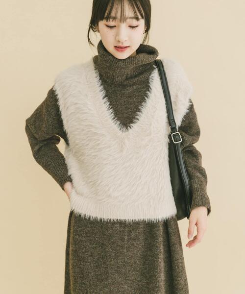 ITEMS URBANRESEARCH（アイテムズ アーバンリサーチ）の「シャギーショートニットベスト（ベスト・レディース・グレー系その他/ネイビー/グレー・FREE）」の5枚目の写真