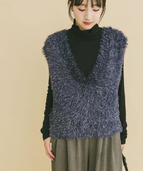 ITEMS URBANRESEARCH（アイテムズ アーバンリサーチ）の「シャギーショートニットベスト（ベスト・レディース・グレー系その他/ネイビー/グレー・FREE）」の12枚目の写真