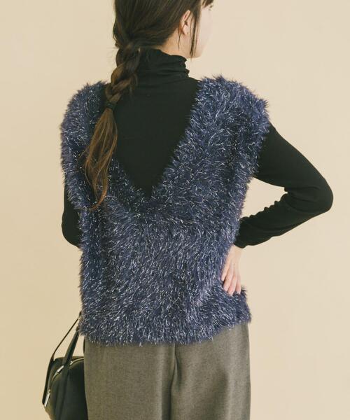 ITEMS URBANRESEARCH（アイテムズ アーバンリサーチ）の「シャギーショートニットベスト（ベスト・レディース・グレー系その他/ネイビー/グレー・FREE）」の15枚目の写真