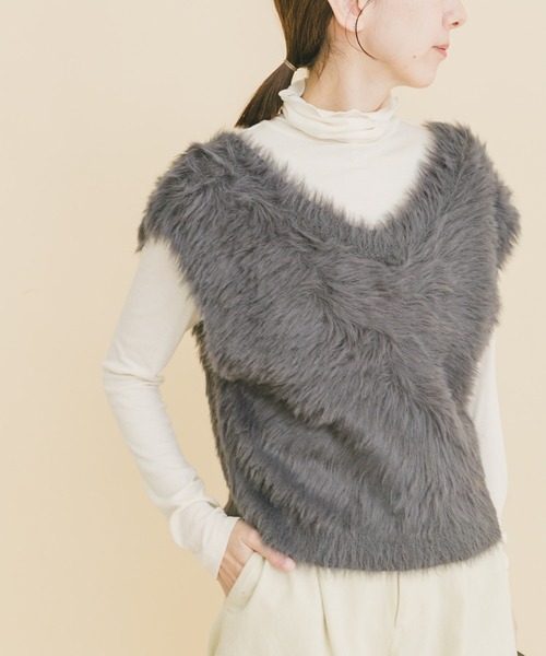 ITEMS URBANRESEARCH（アイテムズ アーバンリサーチ）の「シャギーショートニットベスト（ベスト・レディース・グレー系その他/ネイビー/グレー・FREE）」の22枚目の写真